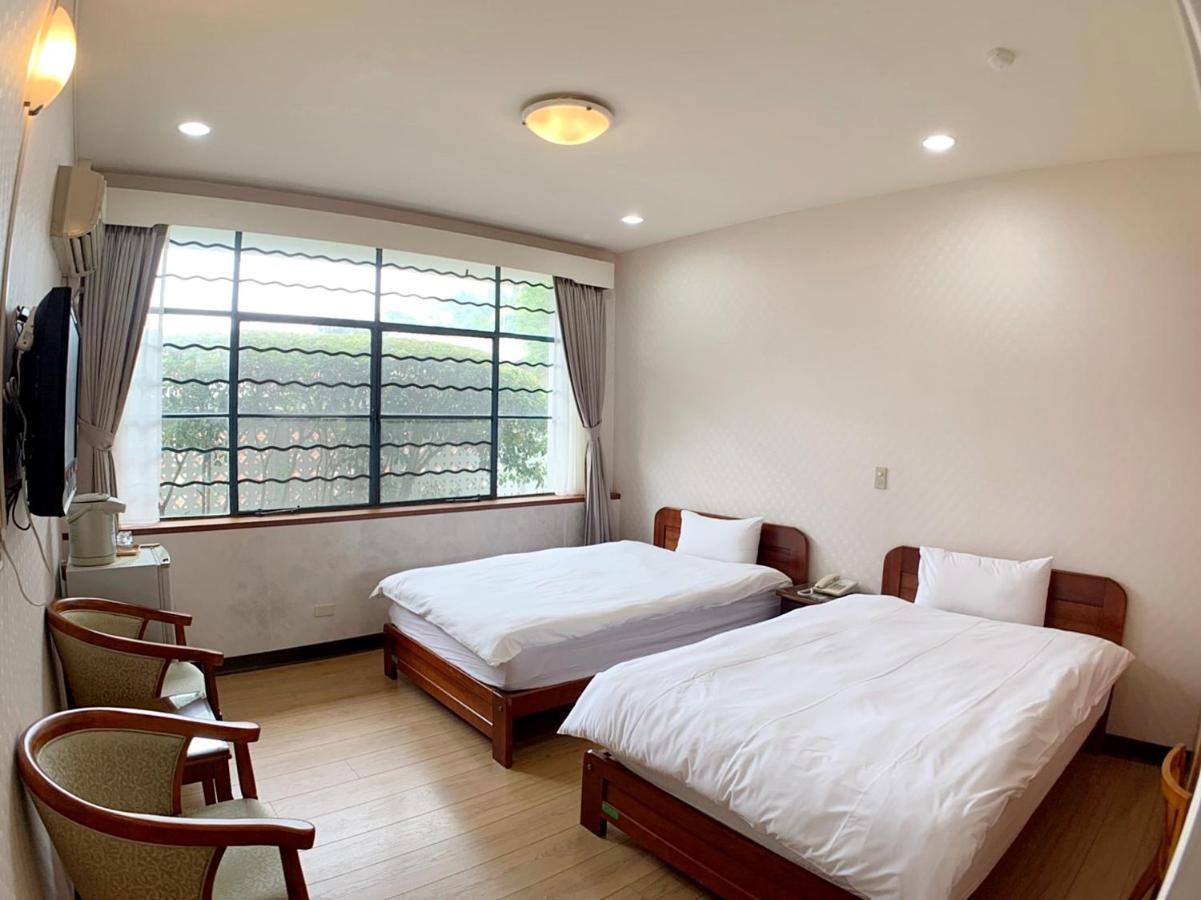 議蘆會館 僅提供參訪住宿 Wufeng (Taichung) Exterior foto